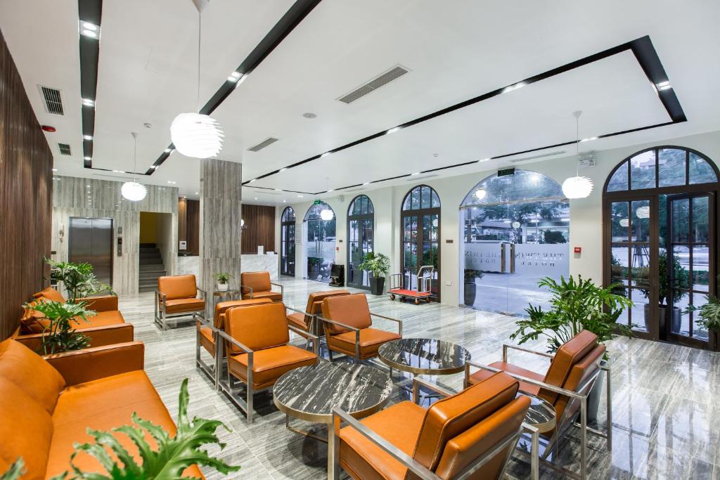 khách sạn Hạ Long nổi tiếng 4 sao