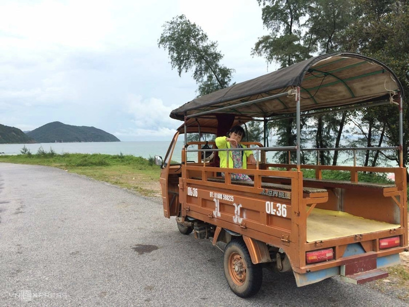 xe tuk tuk dao quan lan