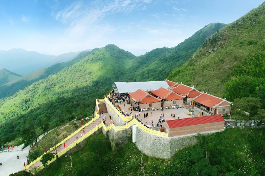 chùa Đông Triều Am Ngọa Vân