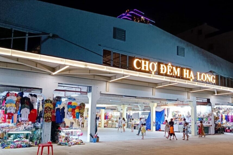 thuê xe máy Hạ Long đi chợ đêm