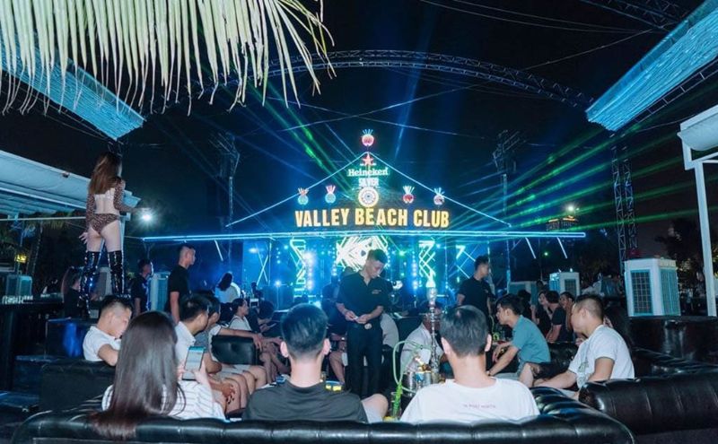 valley-beach-club-ha-long-2