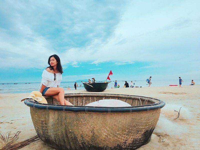 bãi biển Trà Cổ