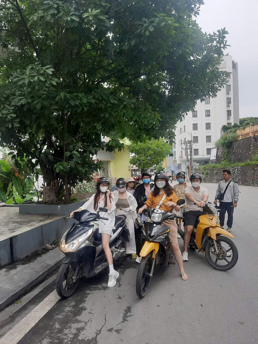 7 Kinh Nghiệm Cần Biết Trước Khi Thuê Xe Máy Tại Hạ Long – Vi Vu Tự Do Cùng Kim’s Motorbike
