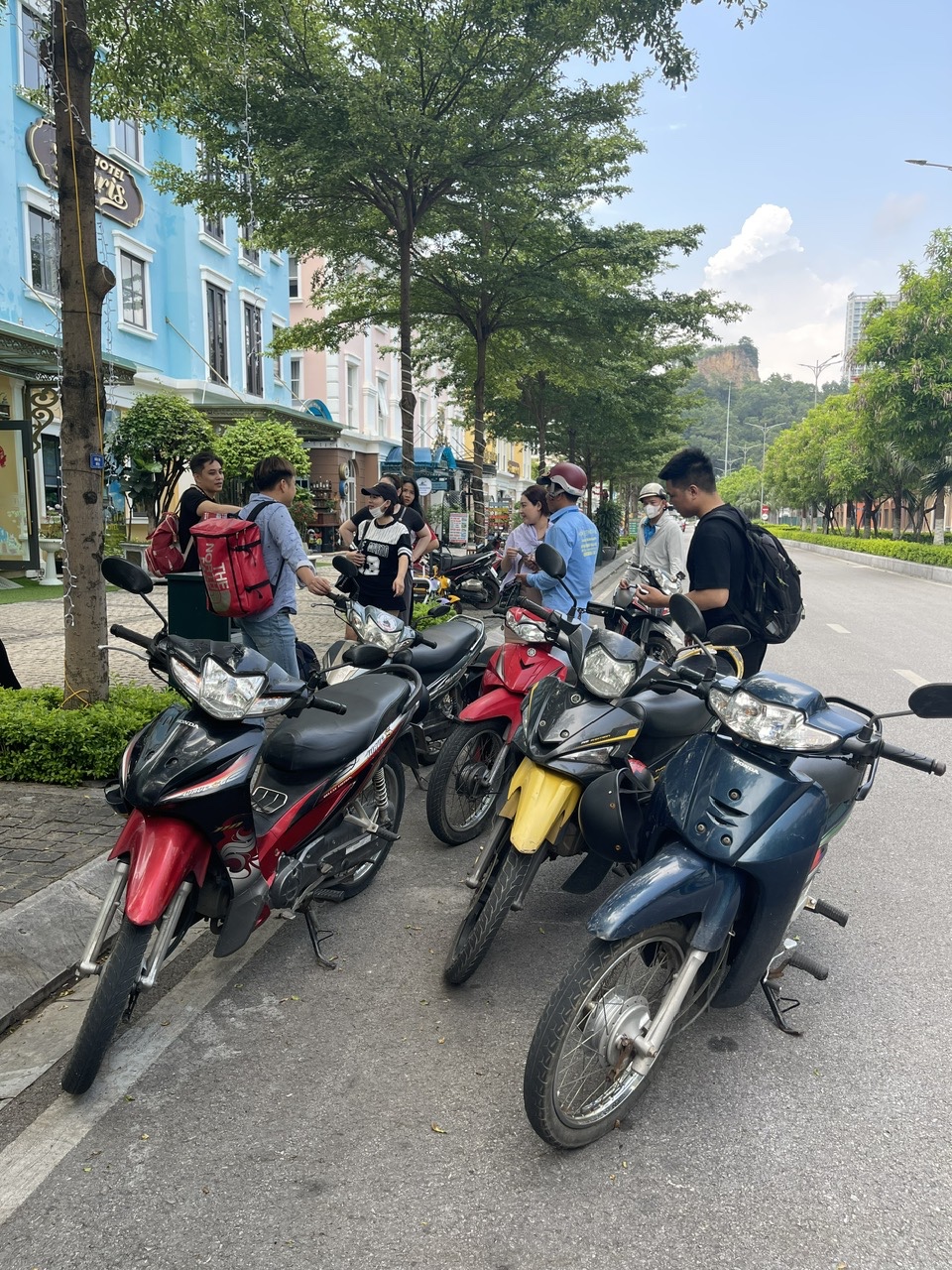 Gọi Là Có – Dịch Vụ Giao Xe Máy Khách Sạn Ở Hạ Long