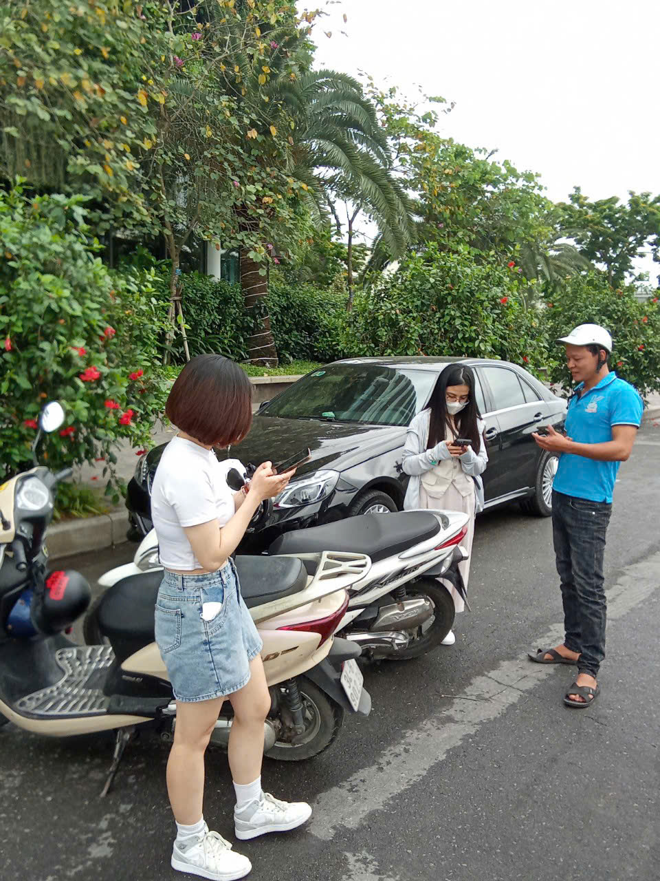 Trà Cổ – Nơi Bình Minh Thức Giấc Trên Đất Việt: Khám Phá Cực Đông Bắc Bằng Xe Máy Cùng Kim’s Motorbike!