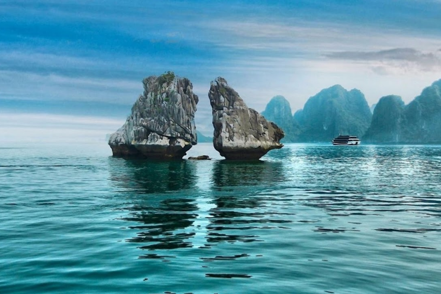 Hòn Trống Mái Hạ Long