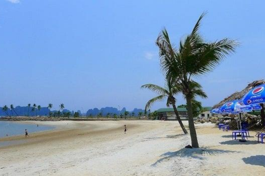 Bãi biển Tuần Châu Hạ Long