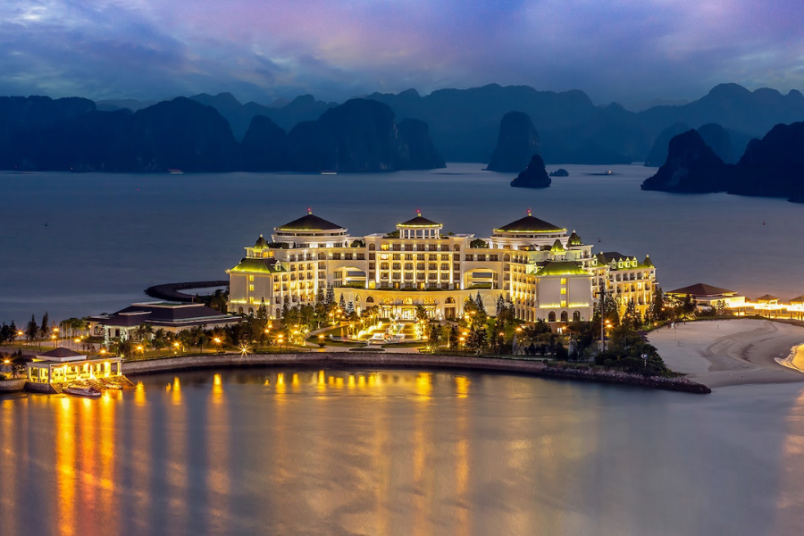 Khách sạn Vinpearl view biển