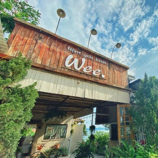 cafe view đẹp cùng Wee